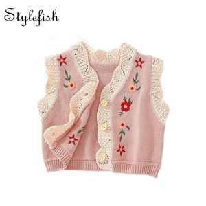 Jassen herfst babymeisje allmatch baby 02 jaar oud vest katoen garen gebreide trui borduurde vneck trui vest jas 2201006