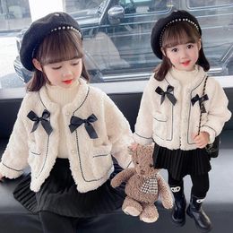 Vestes Bébé filles veste d'hiver épaissir vêtements en laine noeud papillon chaud en peluche infantile enfant en bas âge enfants vêtements d'extérieur en coton XMP515