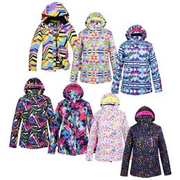 Jassen Goedkope meisjes sneeuwkleding Snowboardjassen Waterdicht Winddicht Ademend Winter Mountain Ski-jas Dameskostuum Winter Warm