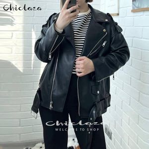 Jackets Chiclaza Dames 2022 Spring Fashion Black Faux Leather Jacket Dames Casual Zipper Biker Coat vrouw