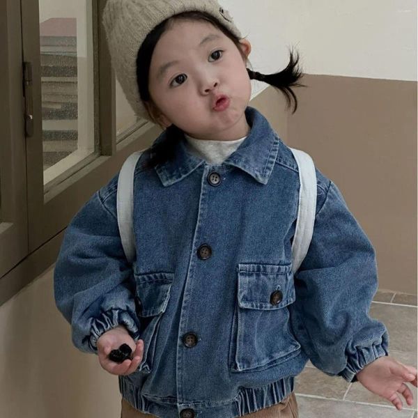 Jackets niños chaqueta de mezclilla de carga de otoño e invierno chicas de estilo coreano con lana engrosada para niños bebé