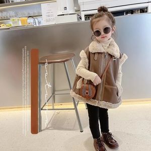Jassen Kinderkleding Herfst- en winterkleding Koreaanse stijl Leren vest Baby Casual Mode Buiten 231213