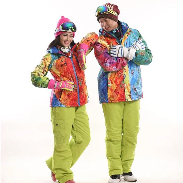 Vestes Coloreful Ski Snowboard Vestes Femmes Suis-ski Hiver Winch Thought Brepid épaissis Hommes Ski Vestes Pantalons de ski Sports Set W307