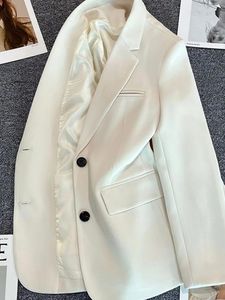 Jackets Elegant Office Lady Suit jas Lapel Pocket Lapel Pocket Witte vrouwen Blazer 2023 Spring Summer Mode Button Koreaanse vrouwelijke jas