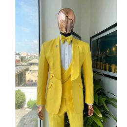 Vestes Fashion Costumes de luxe jaune vif pour hommes Terno Terno Single Breasted SHAiL Costume élégant 3 pièces (veste + pantalon + gilet) Ensemble complet