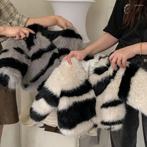 Vestes en laine pour filles, pull-over, automne et hiver, imitation fourrure, vêtements pour bébés, en coton, 2024