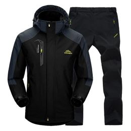 Jackets Men Jacket traje de chaqueta de otoño de primavera Juego a prueba de agua a prueba de agua Masculino al aire libre Camping Hunting Climbing Sport Jacket