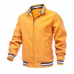 Vestes Men Spring Automne Fashion in Ourwears Solid Casual Clothing Clothing Windbreaker Coats veste pour hommes plus taille 6xl 240423