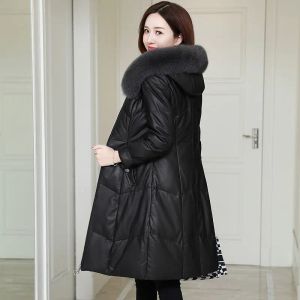 Vestes pu en cuir en cuir manteau femelle feme les dames hivernales winter Parker fausse fox fourrure à capuche midlengle noire en cuir veste extérieure