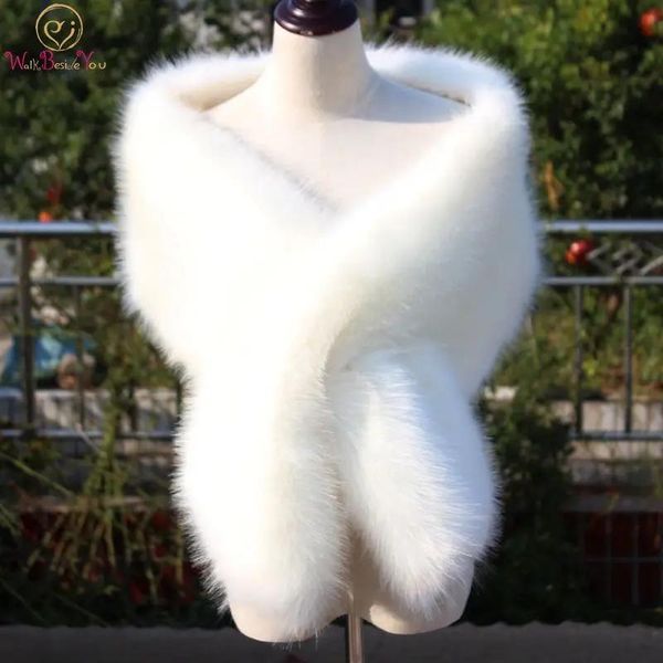 Vestes Marche à côté de vous Ivory Faux Fur Vestes pour les femmes Wrap Wrap Châle Bride Bride Bolero Party volé accessoire Cape Accessory