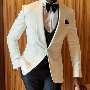 Chaquetas Esmoquin de boda blanco para trajes de fiesta para hombres Chaleco de chaqueta de 3 piezas con pantalones negros Conjunto de ropa de moda africana ajustada 2022 Disfraces