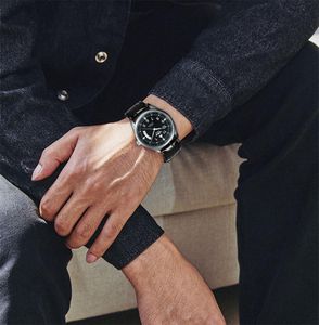 Jackets winnaar Mens Watch Topmerk Automatisch mechanisch horloge Black lederen band Kalender Fashion Classic Business Casual polshorloges