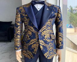 Jacquard Floral Tuxedo trajes para hombres Boda Fit Slim Fit Navy Blue y Gold Gentleman con chaleco de 3 piezas Masculino disfraz Jac9577937