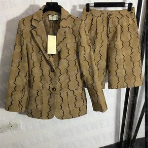 Jacquard Letter Womens Blazers Suits Shorts Twee -delige sets High Grade Ladies Business Work Suit Coat