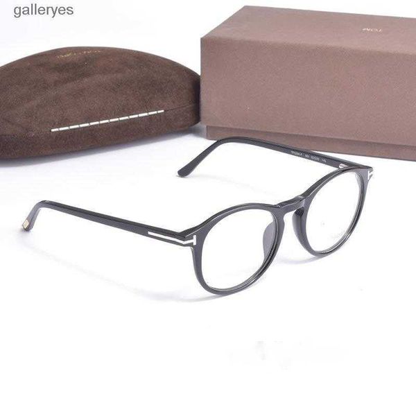 James Bond Tom Lunettes de soleil Hommes Femmes Marque Designer Lunettes de soleil Super Star Celebrity Conduite Lunettes de soleil pour dames Mode Tom-fords Lunettes avec boîte TF 9704 FN8H