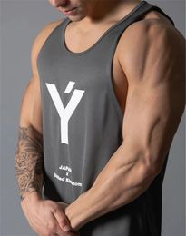 Japan Mens réservoir de bodybuilding Stringer gymnase sans manche Underhirt Men Fitness Vest Singlets Sportswear Workout Tank Top 240507
