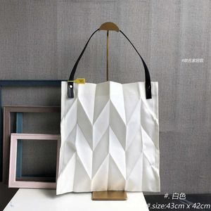 Nouveau sac à provisions en toile plissée de marque Sanzhai de style japonais et coréen, sac à provisions à bandoulière unique sous les bras, imperméable et de haute qualité