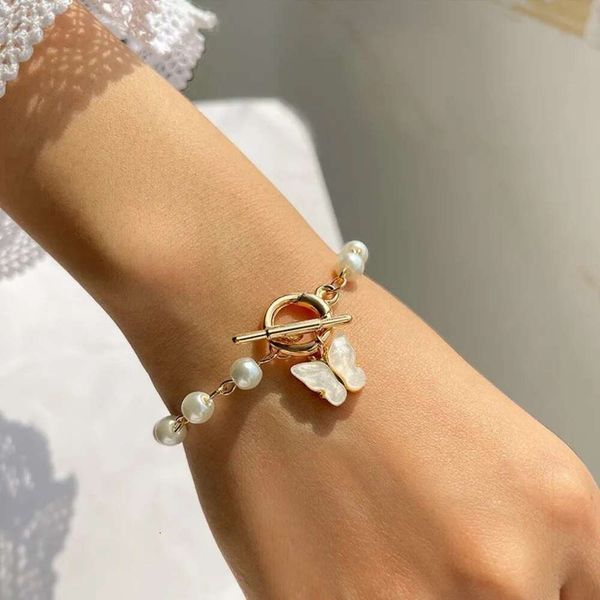 Colgante súper inmortal japonés y coreano Instagram popular versátil versátil Pearl Simple Butterfly Student Bracelet Jewelry Hzs2013