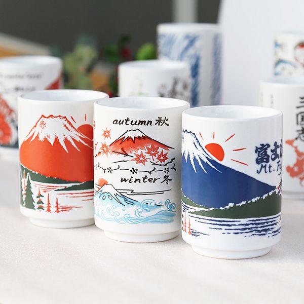 Tazze in ceramica giapponese 300ml Tè Vino Sake Cup Divertente Famiglia Ristorante Decorazione Regalo di viaggio per gli amici 220311