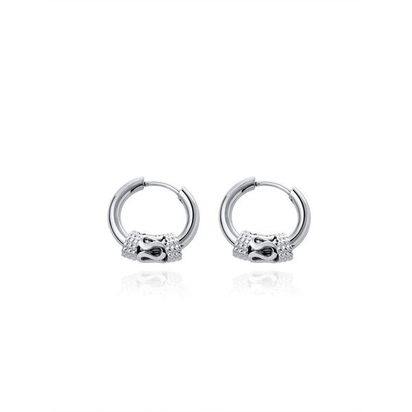 Boucles d'oreilles de conception de niche japonaise / coréenne Titanium Steel Stud Bold Punk Hip-Hop Couples Simple Fashion Trend Bijoux Accessoires