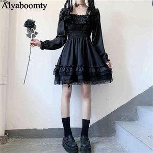 Style Lolita japonais femmes princesse noir Mini robe Slash cou taille haute robe gothique manches bouffantes dentelle volants robes de soirée 210322