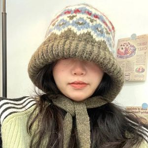 Japonais rétro thermique oreille chapeau mode hiver Style ethnique Jacquard crochet à la main tricoté pull Bonnet chapeau Sfor femmes Bonnet 240127