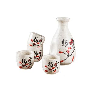 Japanse sake set keramische drinkware met 1 decant 4 kopjes zwarte Chinese kalligrafie en rood pruimenbloesempatroon Aziatische wijncadeaus