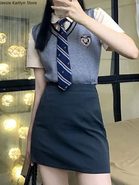 Uniforme de remise des diplômes scolaires japonais pour femmes, pull à col en v, ensemble gilet et Mini jupe, fille coréenne Cosplay JK 240301
