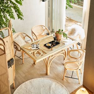 Mesas de comedor de madera sólida japonesa Mesa de comedor de ratán natural creative y silla Juego de restaurantes de hotel en casa Tablas de villas