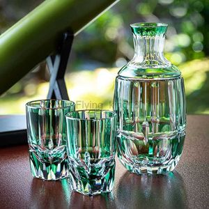 Estilo japonés Craft Edo Kiriko Glass Set Shochu Sake Cup 1 botella y 2 tazas Glass Green Decanter Hand Cut Whisky Glasses HKD230809