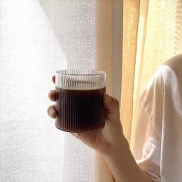 Tasse d'eau en verre de style japonais avec rayures verticales et ondulation, verres à boire à petit-déjeuner résistant à la chaleur, whisky whisking wine glla