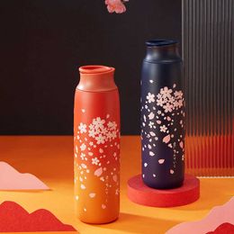 Estilo japonés Sakura Thermos Botella de viaje portátil Taza de café Taza aislada 304 Frasco de vacío de acero inoxidable Regalos 210615
