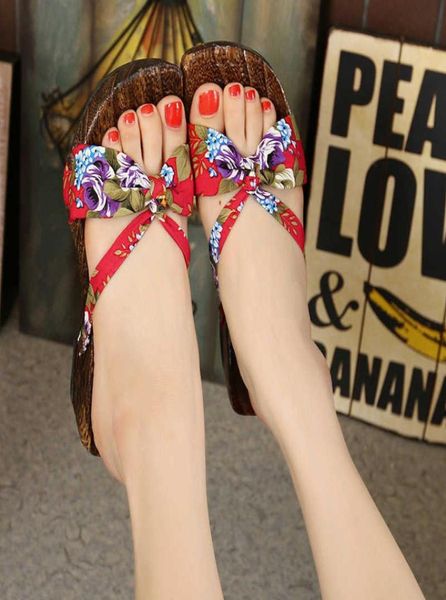 Chaussures japonaises en bois traditionnelles Chaussures femme Geta S Home Slides Sauna Sandales d'extérieur Cosplames Cosplay 2106269624564