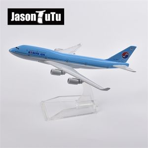 JASON TUTU 16 cm Korean Air Boeing 747 modèle d'avion en métal moulé sous pression 1/400 échelle avion cadeau Collection Drop 220418