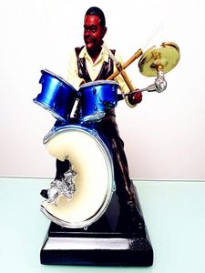 Jazz Drummer Figurine Estatua Músicos famosos Figuras de tambor de resina Crafts Musician Souvenir4758129