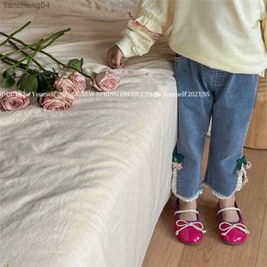 Jeans 2023 Herfst Kid Meisjes Jeans Losse 3D Bloemenpatroon Elastische Taille Vent Veelzijdige Kinderen Meisjes Broek Casual Baby Meisjes broek