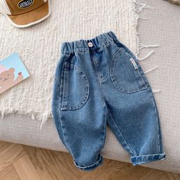 Jeans Jeans pour enfants de 0 à 6 ans, pantalons en denim, couleur unie, taille élastique, bas de pantalon ample, robe de printemps de style coréen 230406