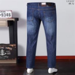 Jeans Designer Taschen Herren Abgestufte Blaue Hose Plus Größe 29-40 Lässige Herbst Dünne Hosen Business Freizeit Neueste Listin Mode Slim253B