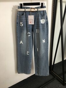 Jeans Geborduurd logo Op maat gemaakte weef-, verf- en wastechnologie Losse casual broek met hoge taille