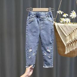 Jeans Girls 'Soft Jeans Spring en Autumn Korean Version Children's Fashion Casual Jeans Girls Baby Spring en Autumn Jeans 2-8y 230512