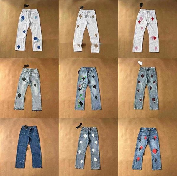 Jeans Diseñador de hombres 2023 Imprimir Jeans para hombres Cross-skin lavado Jean Chromeheart con cintura alta amantes de los hombres sueltos