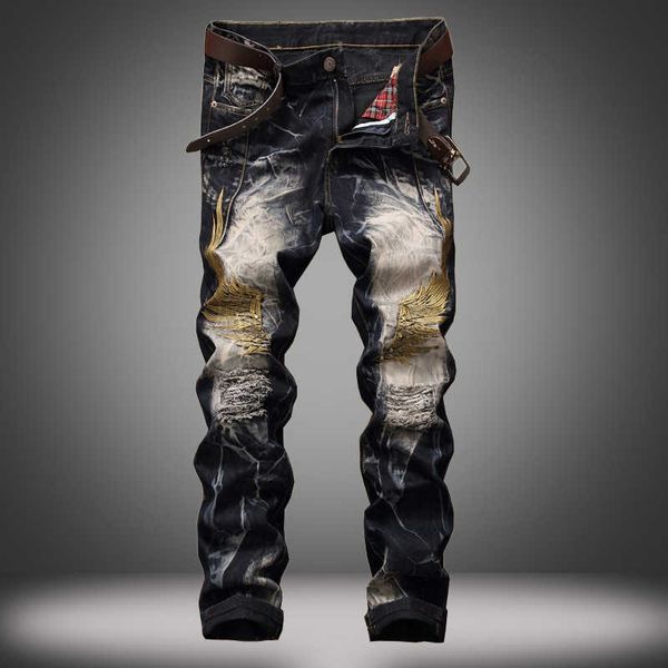 Jeans de moda para hombre estilo callejero con alas bordadas y agujeros en pantalones vaqueros