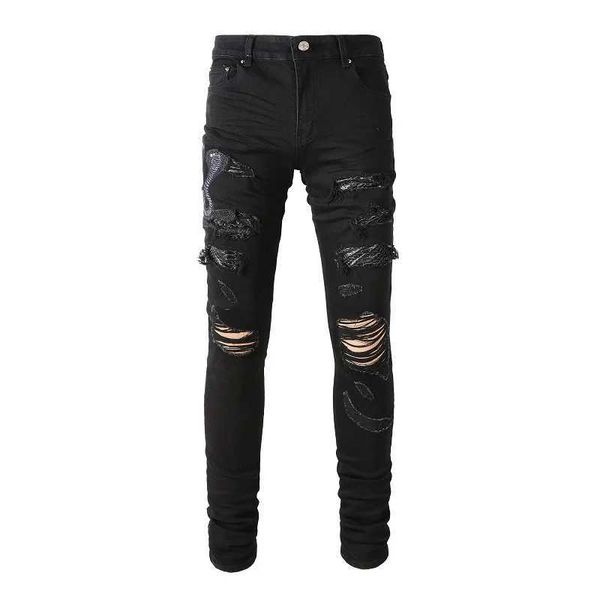 Jeans para hombres Snake Jeans bordados Pantalones de mezclilla elástica delgada de la calle Pantalones de ropa de la calle Patches de cuero roto Trabajo de trabajo Black J240507