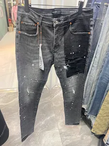 Jeans paars Designer jeans voor heren Zwarte cargobroek Skinny stickers Lichte wassing Gescheurd Motorjoggers True Religions Elastische broek Denim 852