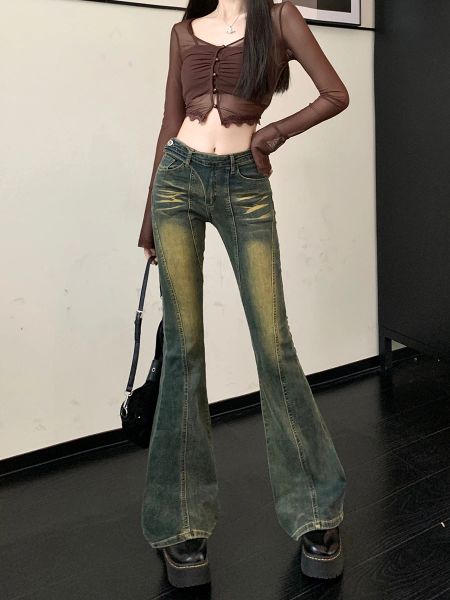 Jeans Foto en tiempo real de jeans retro para mujer en otoño de 2023, nuevo diseño de cintura baja, adelgazante y sexy, tendencia de pantalones con microparlantes