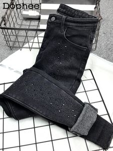 Jeans en bois de roues arborant doublé de jean chaud rembourré Femmes Pantalons de jean taille haute hiver