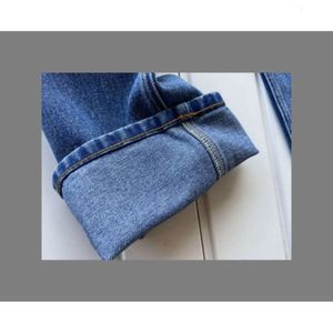 Jeans dames aankomst hoge taille uitgeholde patch geborduurde decoratie casual blauwe rechte denim broek