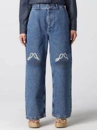 Jeans para mujer Diseñador de pantalones Piernas abiertas de la bifurcación abierta Capris pantalones de mezclilla agregue el vellón espesado pantalones de jean de adelgazamiento con sexo bordado recto