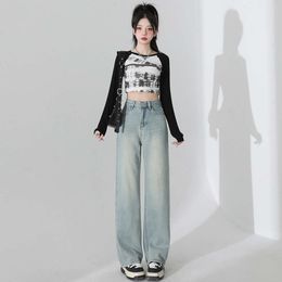 Jeans Womens printemps 2024 Nouveau conception minceur de taille haute avec plancher en forme de V balayant un pantalon de jambe large