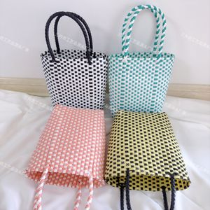 Sac de gelée fait à la main couleur Plaid plage seau Portable panier à légumes tissé sac fourre-tout en paille